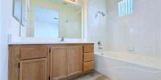 10404 SLOPING HILL Avenue Gallery 12