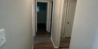 4 Bed 1 Bath Gallery 6