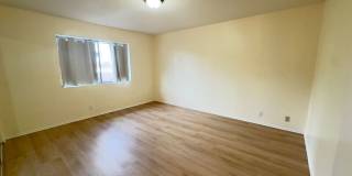 539 N Alameda Ave Gallery 7