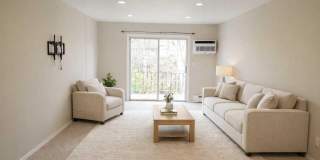 100 Towne House Village Gallery 4
