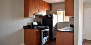 1349 N Detroit Apartments Gallery 9