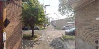 1114 North Rockwell Street Gallery 1