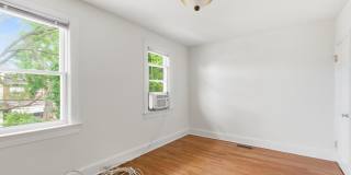 440 NW DELAFIELD Place NW Gallery 21