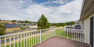 Charming Pullman Retreat with Space to Live and Entertain Gallery 27