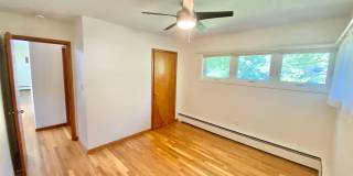 3 Bedroom House South End Neighborhood Burlington Available in September 5th! Gallery 16