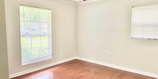 1947 Southland Court Gallery 8