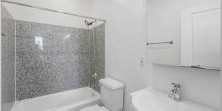 Columbia Heights Penthouse Condo | 1 Bed | 1 Bath | 600 Sf Gallery 13