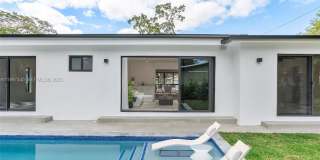 1751 NE 138 St Gallery 25