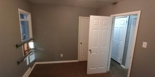 3 bedroom 1 bath bungalow now available! - $1100/mo Gallery 23