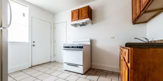 7800 S Kingston-South Shore Apartments Gallery 13