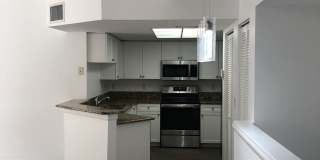 1600 Crestwood Court South Gallery 10
