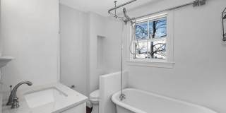 12 Broadway St unit: 12 Gallery 16