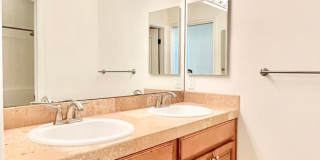 Great Single Story Home Minutes from Everything in Quiet cul-de-sac Street & Neighborhood Location of Vista! Gallery 20
