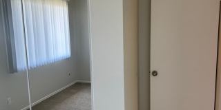COMING SOON! 3 Bed + 1.5 Bath Townhouse Gallery 26