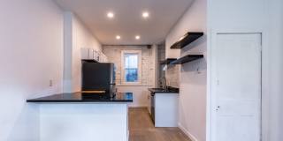 Urban Elegance in the Heart of the South Side Gallery 3
