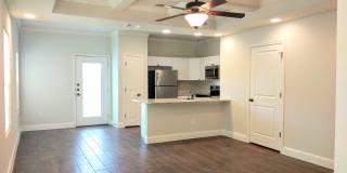 3BR / 2.5BA Home | Fenced Backyard, Garage & Stainless Appliances! Gallery 4