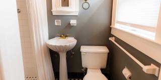 Sunset Hills 3 bedroom 2 bathroom charming brick bungalow in Greensboro. Lawn care included Gallery 17