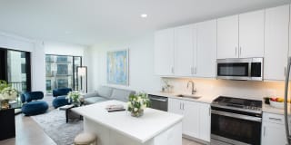 The Sterling at Regent Square Gallery 1