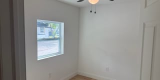 4605 North Hubert Avenue - 19 Gallery 13