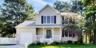 Beautiful Home in Severn - 4Bedroom/3.5Bathroom - One car garage+driveway Gallery 1
