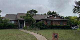 Updated Midway ISD 5 Bedroom Gallery 1