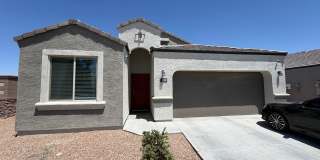 Upgraded and Spacious 4 Bed/2 Bath in Buckeye Gallery 1