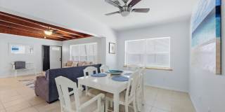 Home for rent Gallery 16