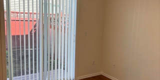 3 Bed/2 Bath Midtown Townhome! Gallery 5
