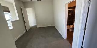 1726 7th St Gallery 10