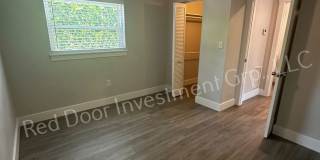Updated and Upgraded Spacious 1/1 Apartment in the Mills/50 District Gallery 12