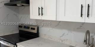 18416 NE 24th Ct Gallery 1