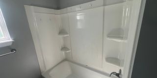 3 bedroom, 1 bath home Gallery 13