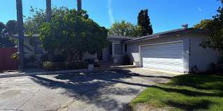 GORGEOUS 4BED/2BTH SINGLE FAMILY HOME IN QUIET AREA OF GRANADA HILLS Gallery 1