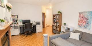 4237 North Kenmore Avenue Gallery 3