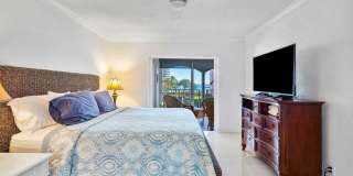 1040 Banyan Road Gallery 21
