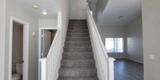Beautiful 4 Bedroom Home in Green Valley Gallery 21
