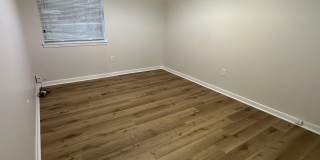 408 SE First Street Gallery 16