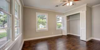Freshly Updated 3 Bedroom House Gallery 9