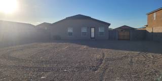 Charming 3-Bedroom Home with Spacious Yard Gallery 16