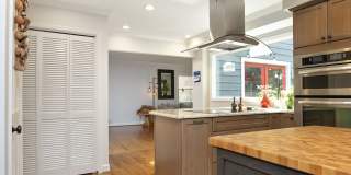 Beautifully renovated large home in CHCCS school district! Available mid-June! Gallery 19