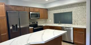 4075 Palm Forest Drive N Gallery 5