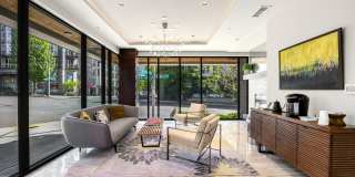 Clarendon Gallery 19
