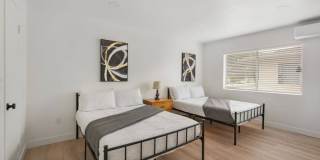 3720 S Marine St Gallery 16