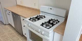 PRELEASE:  5 bdrm/2 bath near Park, WWU and Downtown Gallery 5