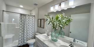 The Bungalows on the Lake - Block C Gallery 541