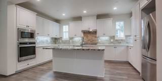 5 Bedroom Home in Rancho Tesoro! Gallery 1
