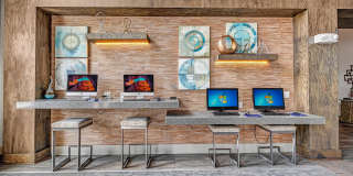 The Peri on Westheimer Gallery 15