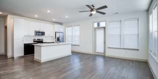 2000 West Creek Gallery 25