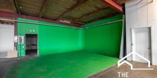 3134 West Carroll Ave. Gallery 6