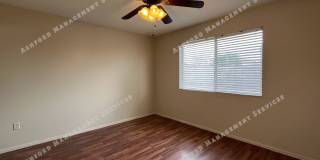 SPACIUS 3 BEDROOM 2 BATHROOM HOME IN GLENDALE FOR RENT Gallery 22